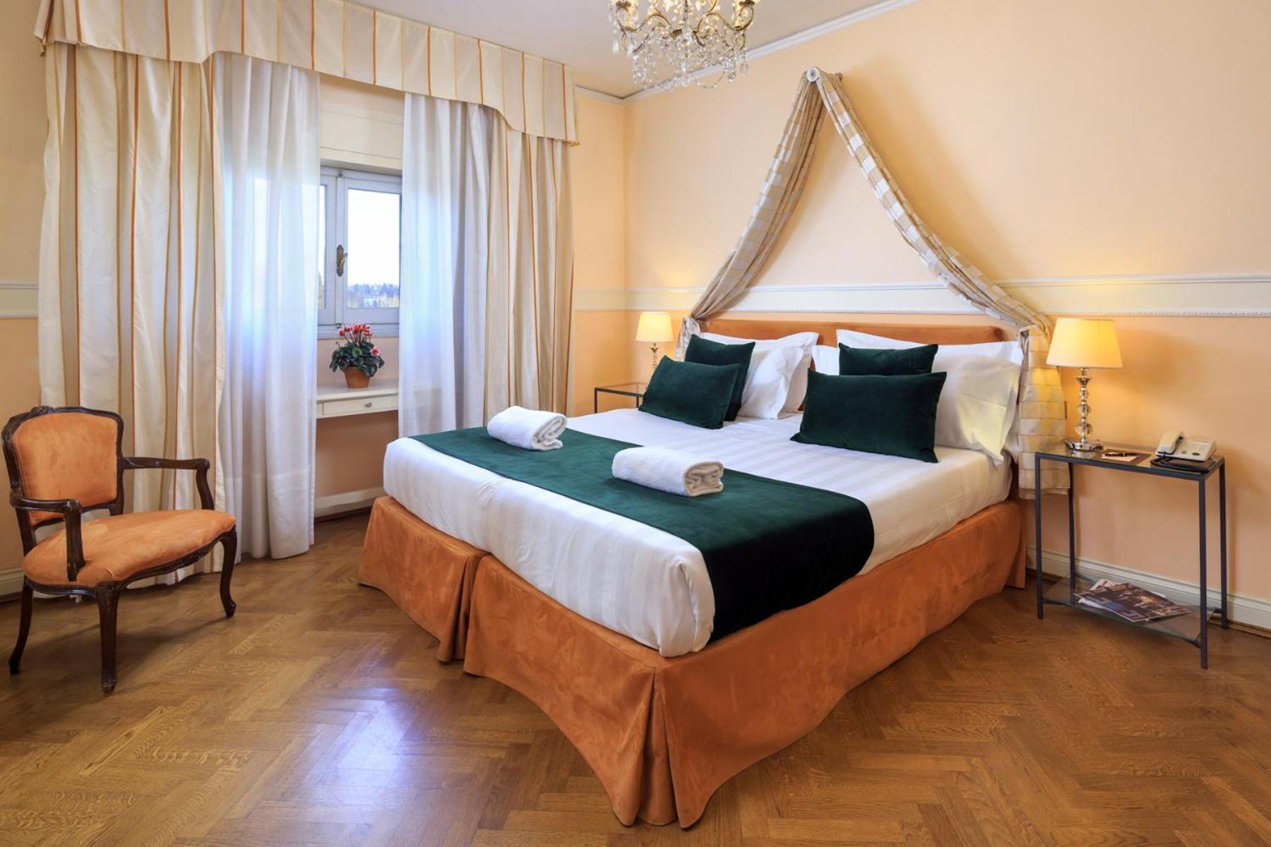 Comfort Double or Twin Room
