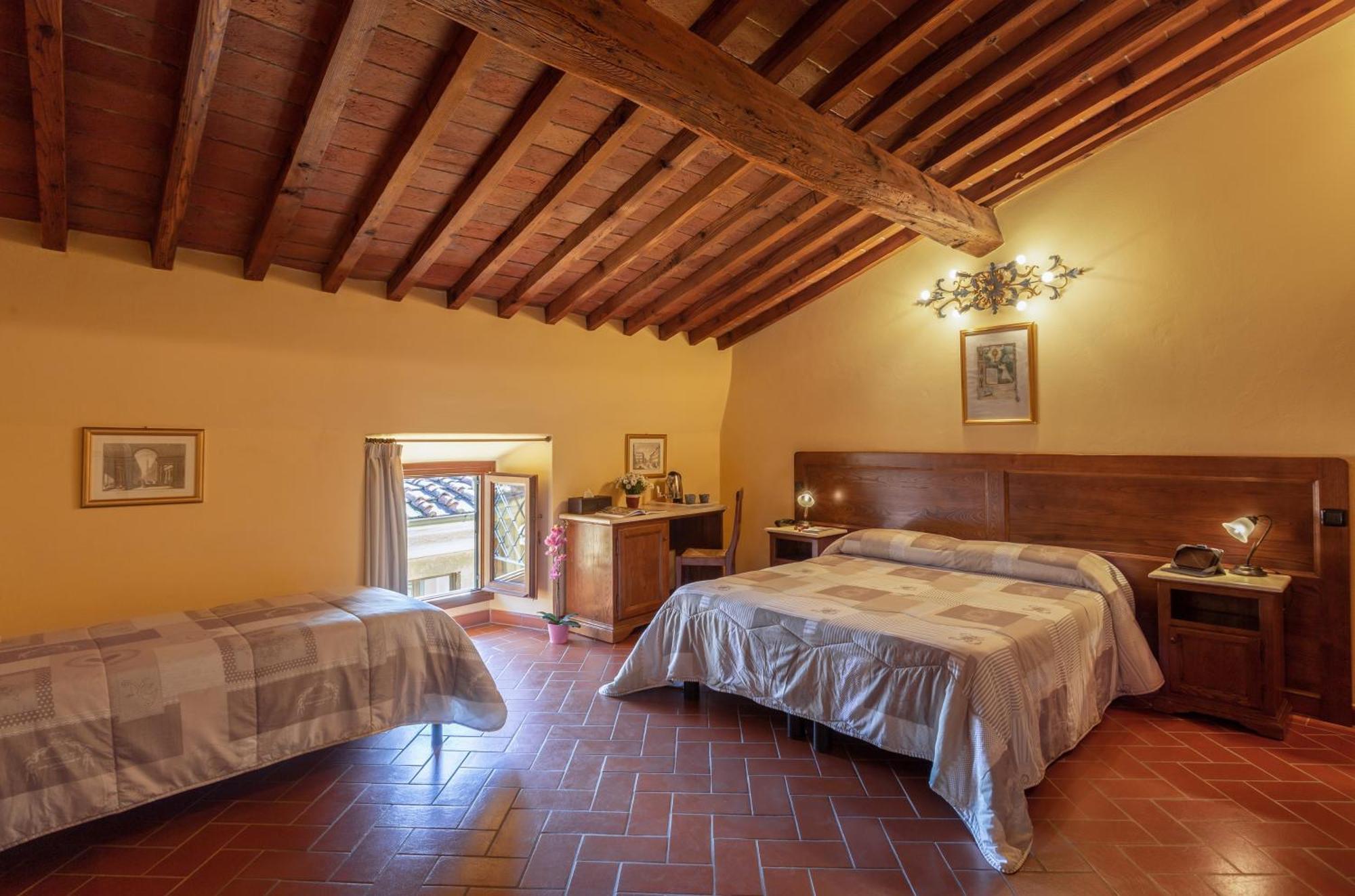 Triple Room