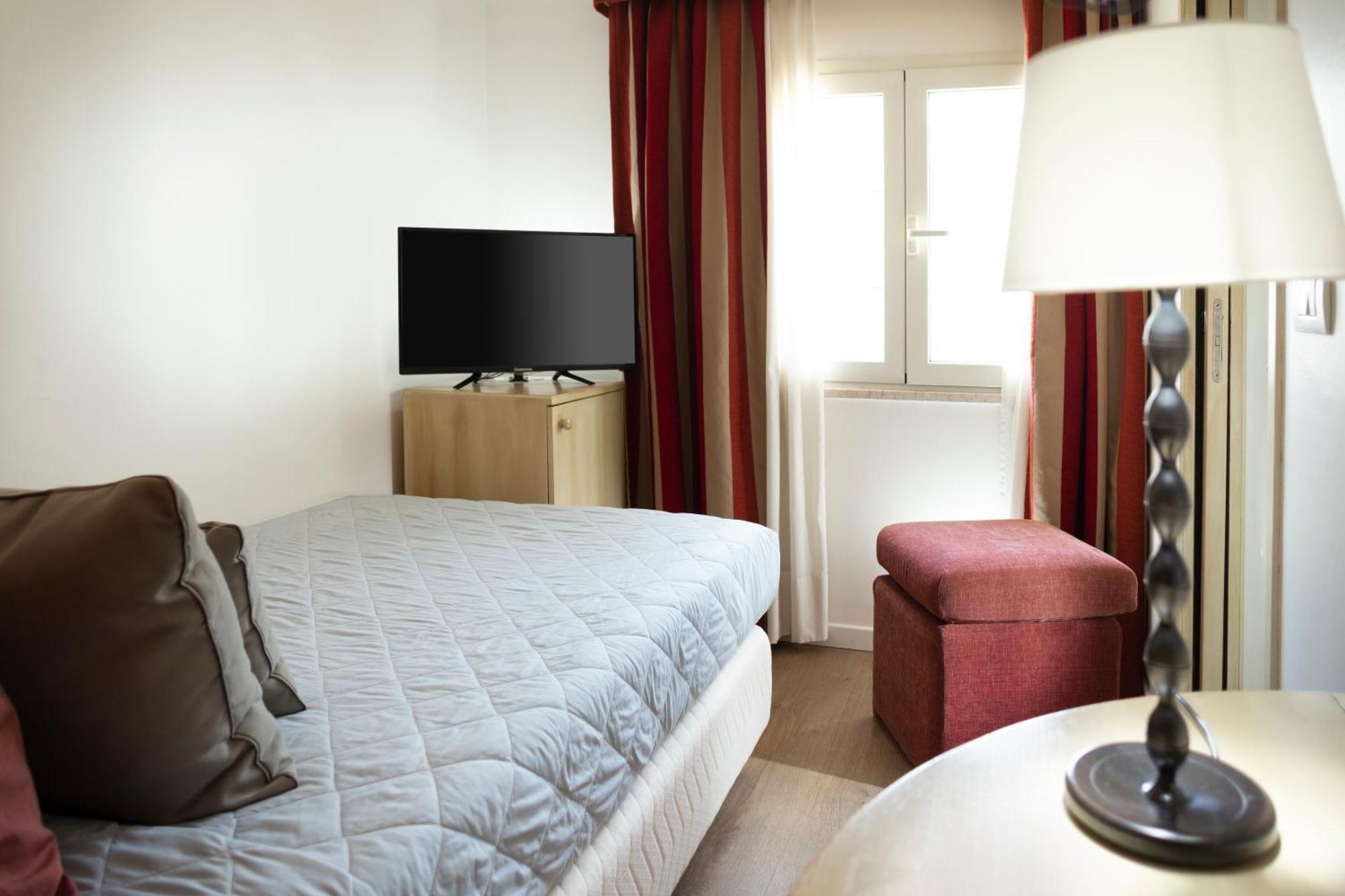 Economy Single Room