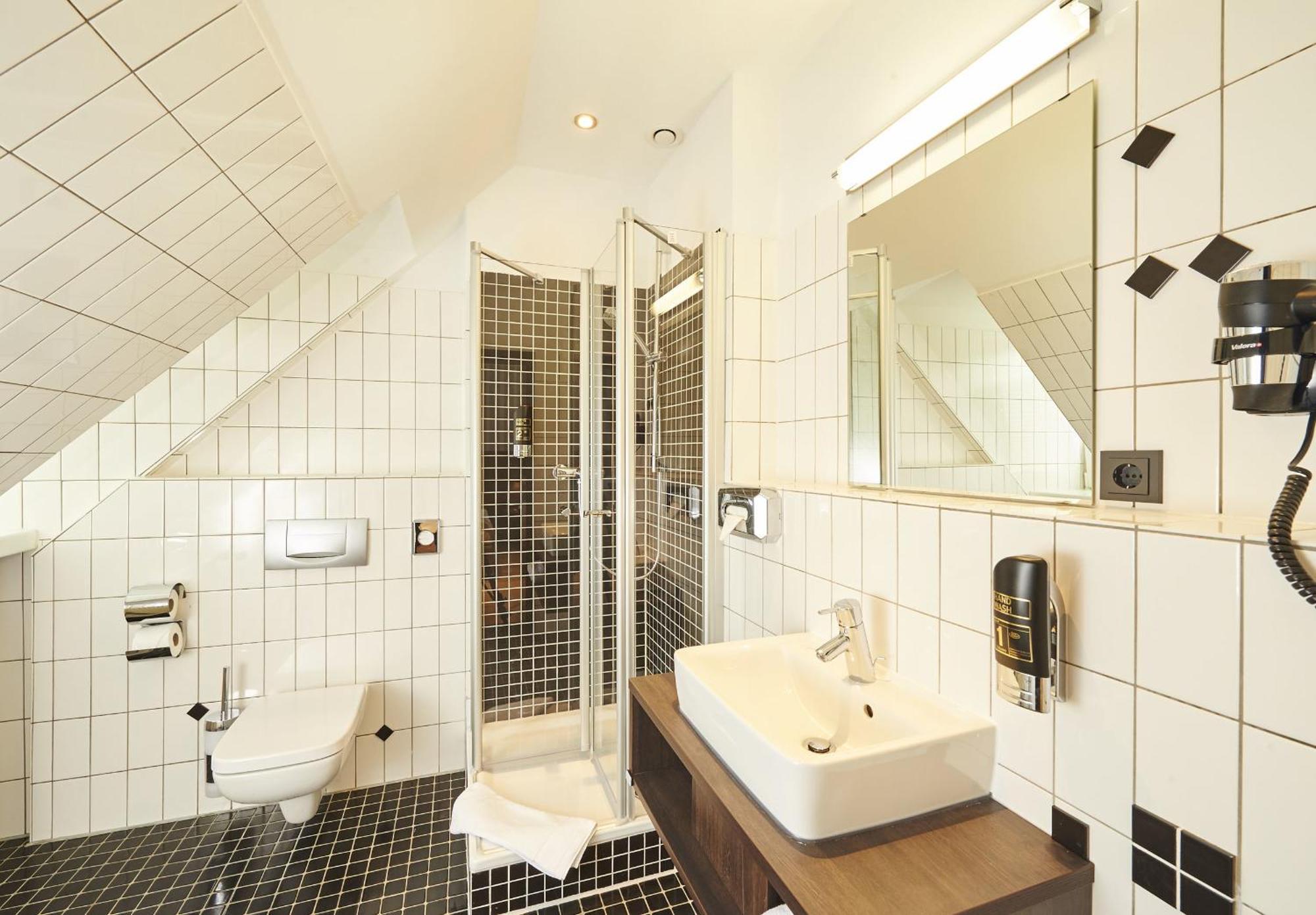 Comfort Single Room