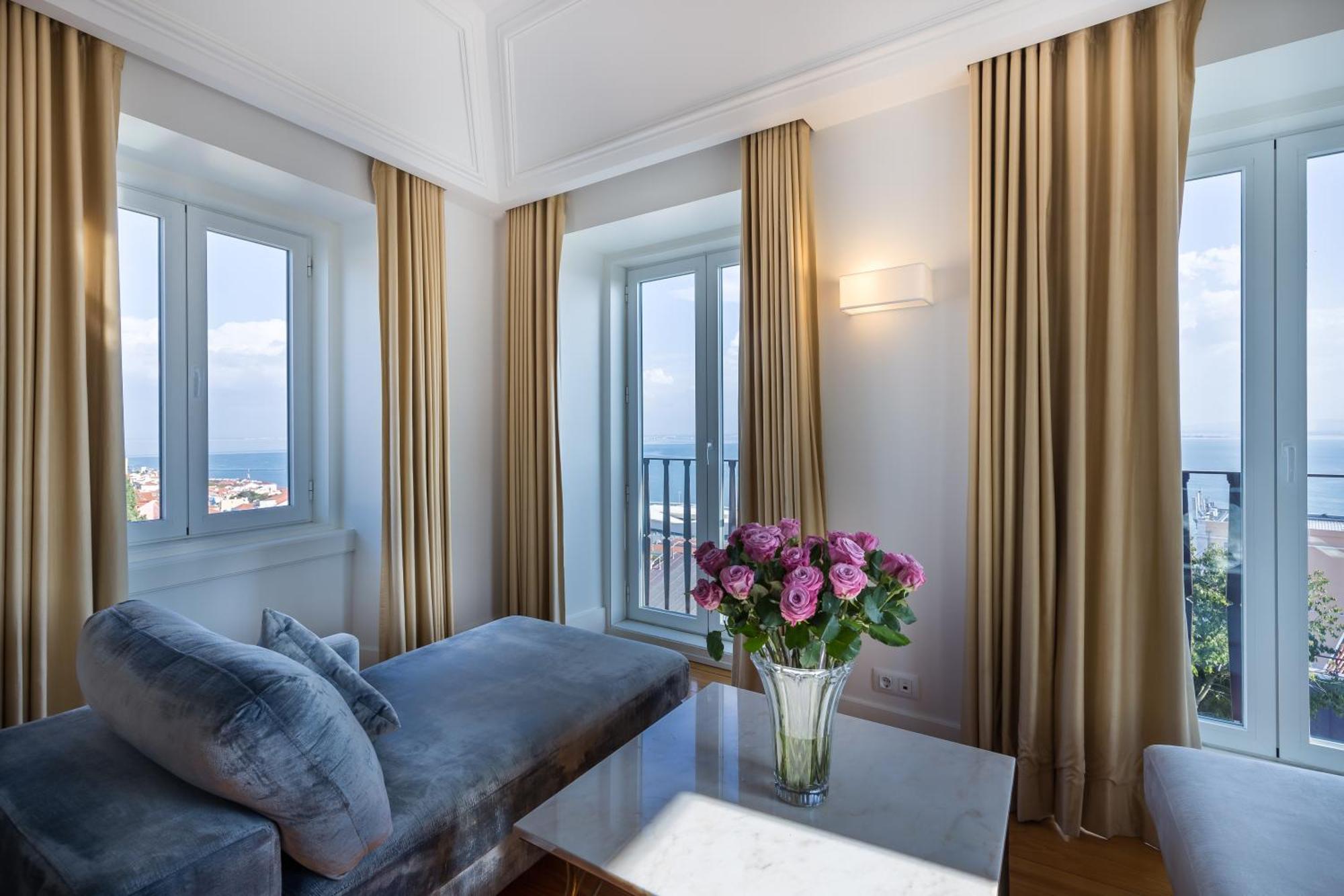 Junior Deluxe Suite Panoramic View