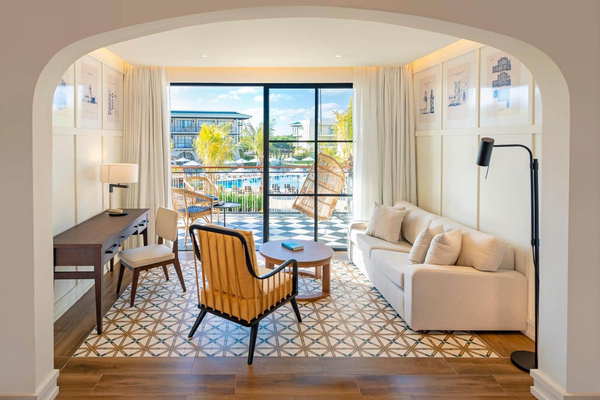 Junior Suite Pool View