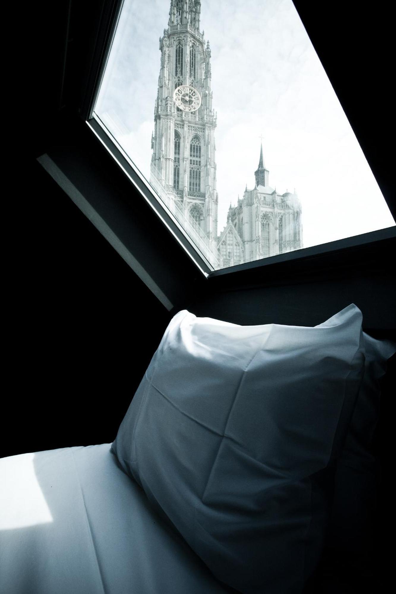Comfort Room Bath & Cathedral Tower View