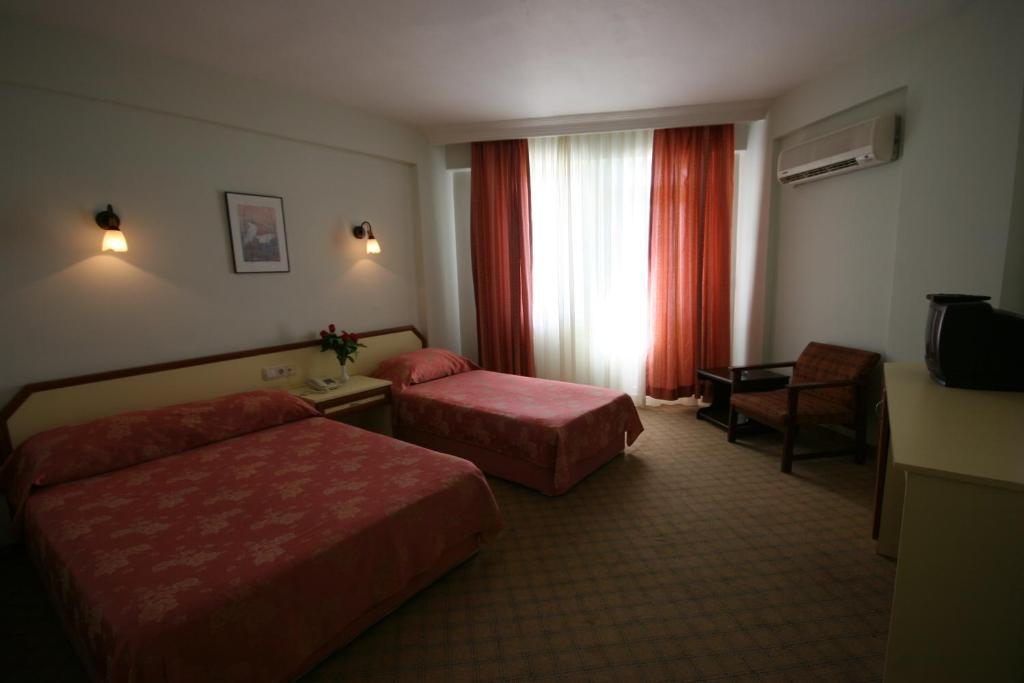 Quarto Duplo Standard