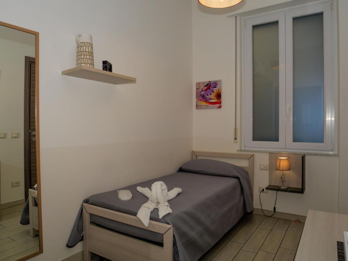 Budget Single Room
