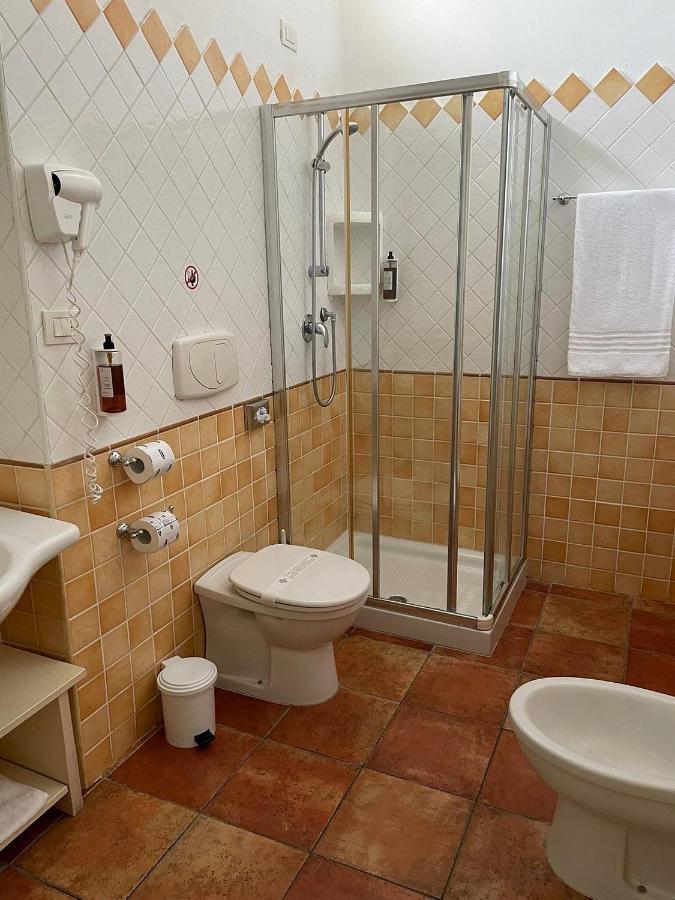 Double or Twin Room Sea View