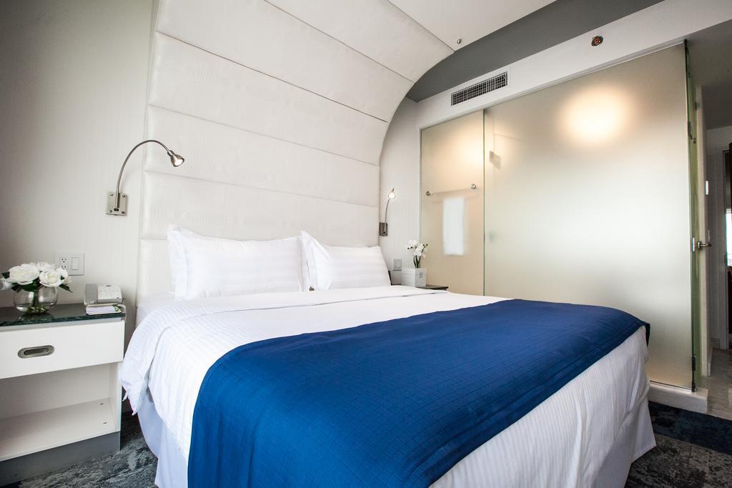 Quarto Superior com Cama King-size