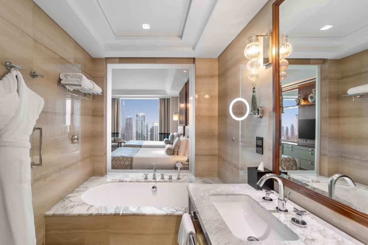 Luxuriöses Zweibettzimmer mit Blick auf Burj