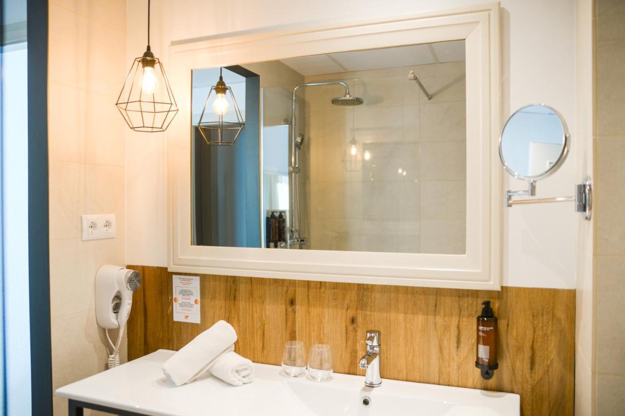Chambre Triple de Luxe (3 Adultes)