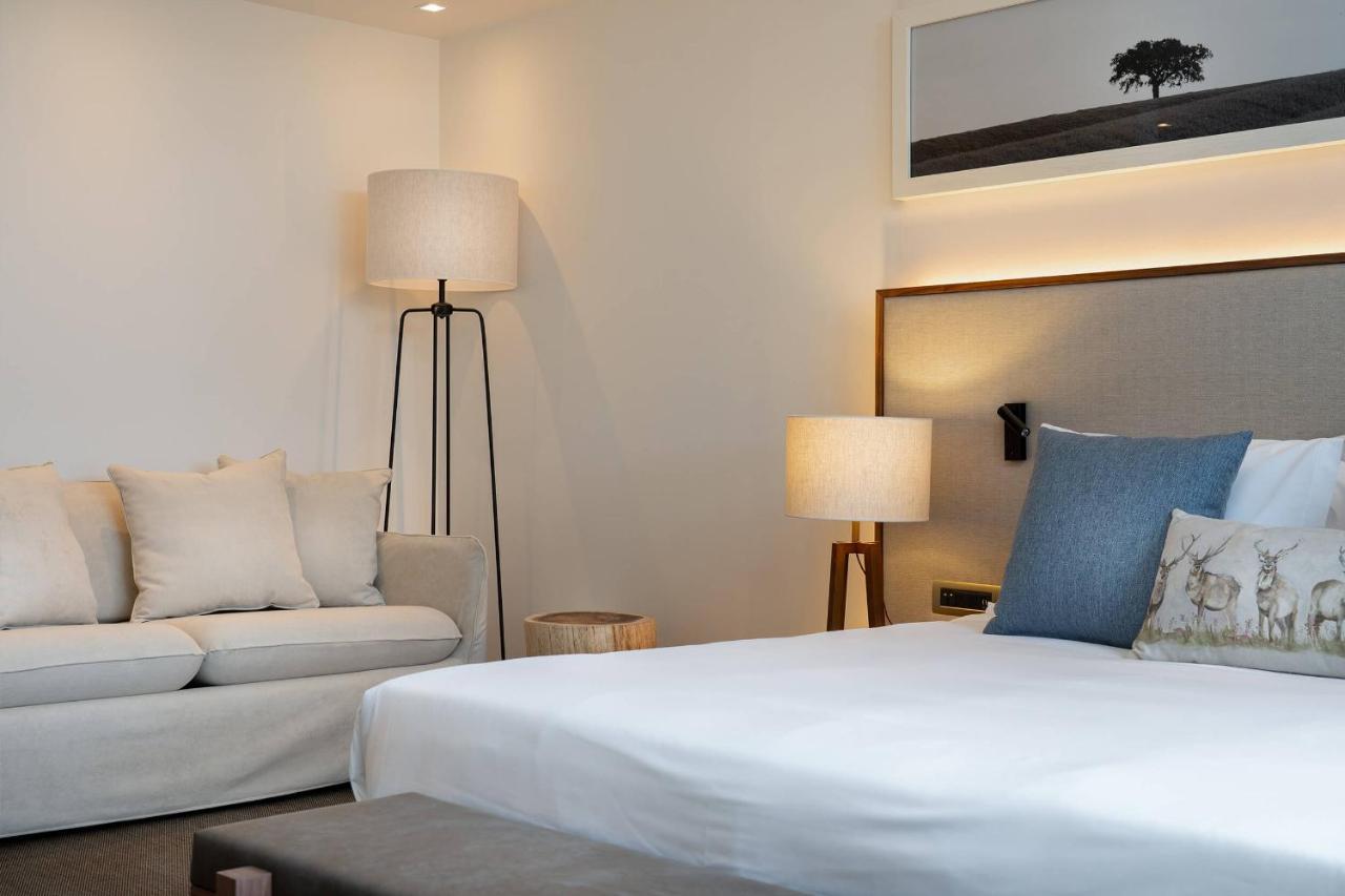 Double or Twin Room Pool View