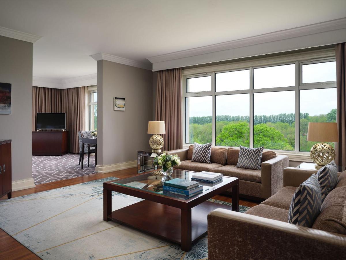 Luxury Suite