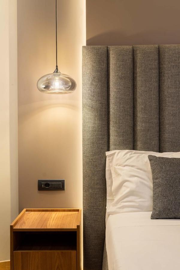 Deluxe Double Room Bath