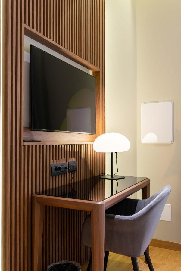 Deluxe Double Room Bath