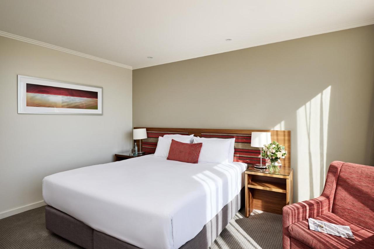 City View King Room