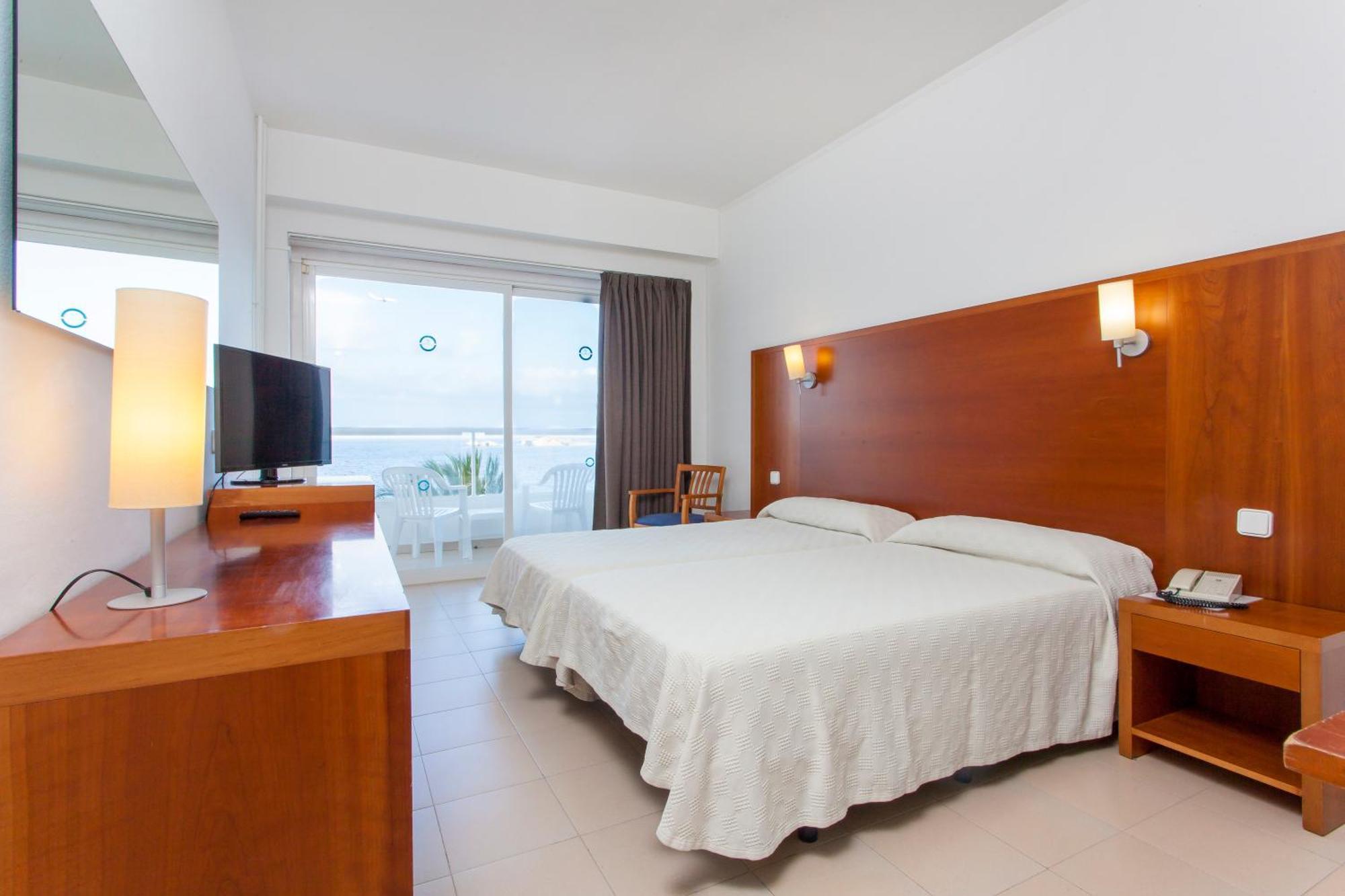 Superior Twin Room Sea View