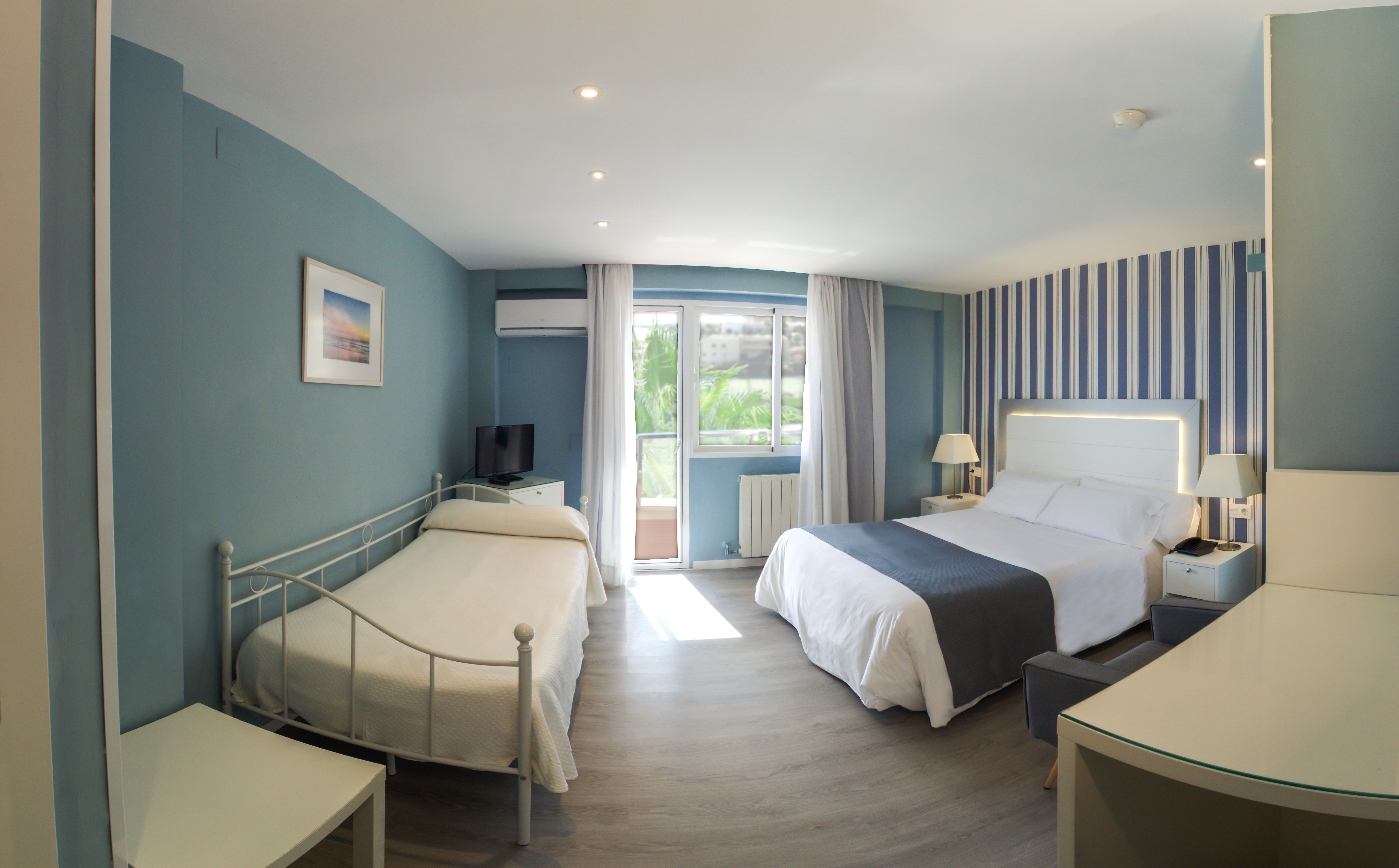 Double Room Pool or Sea View
