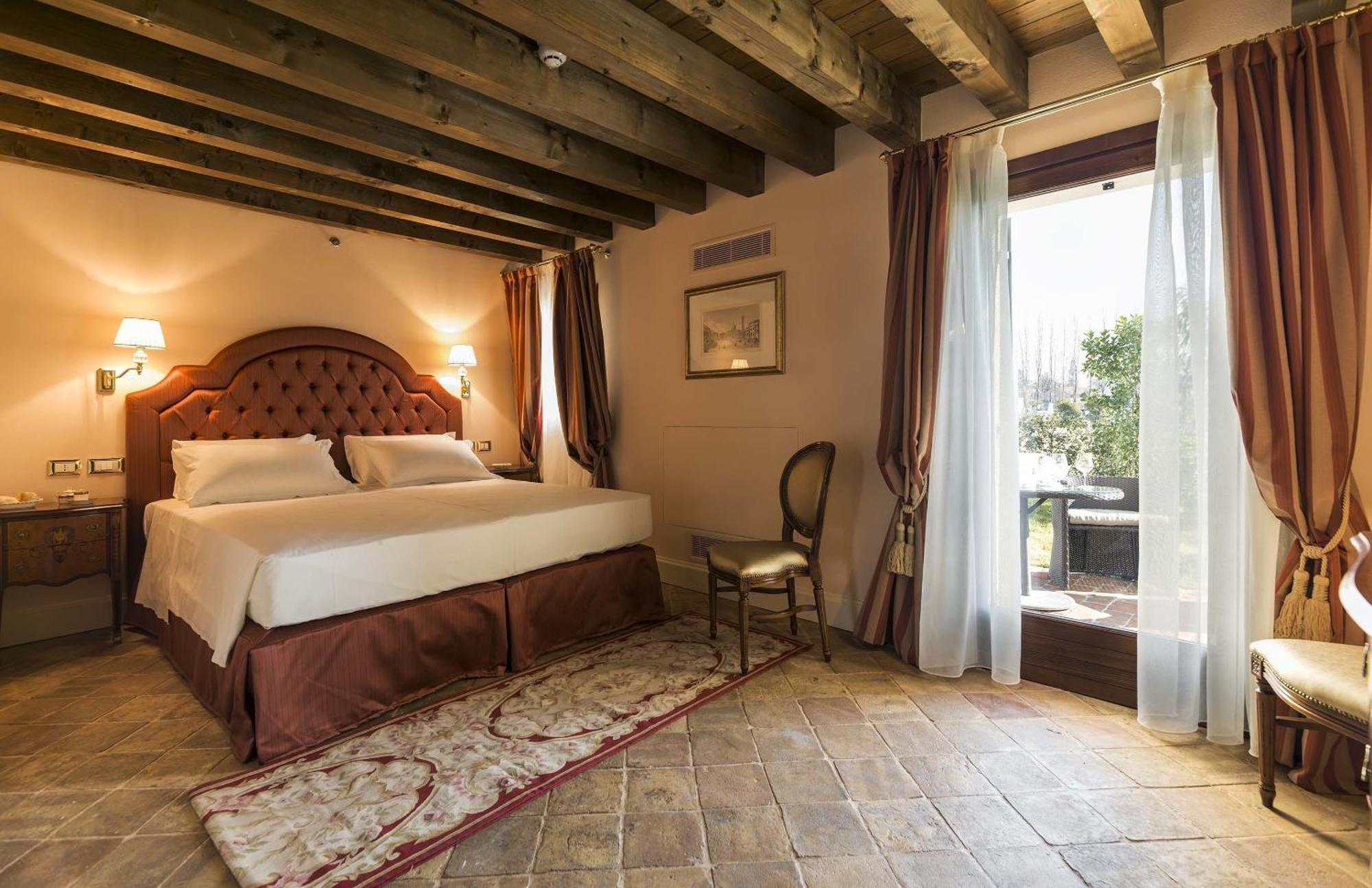 Double Room Garden View