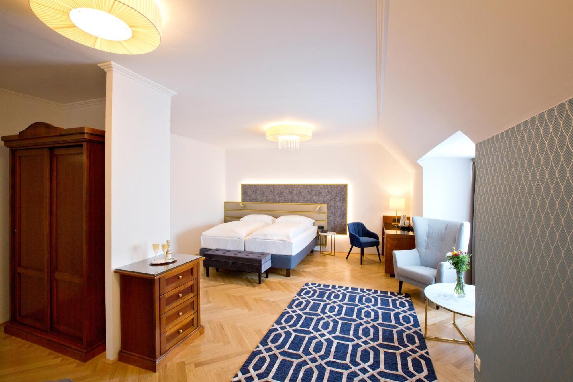 Deluxe Room Double or Twin