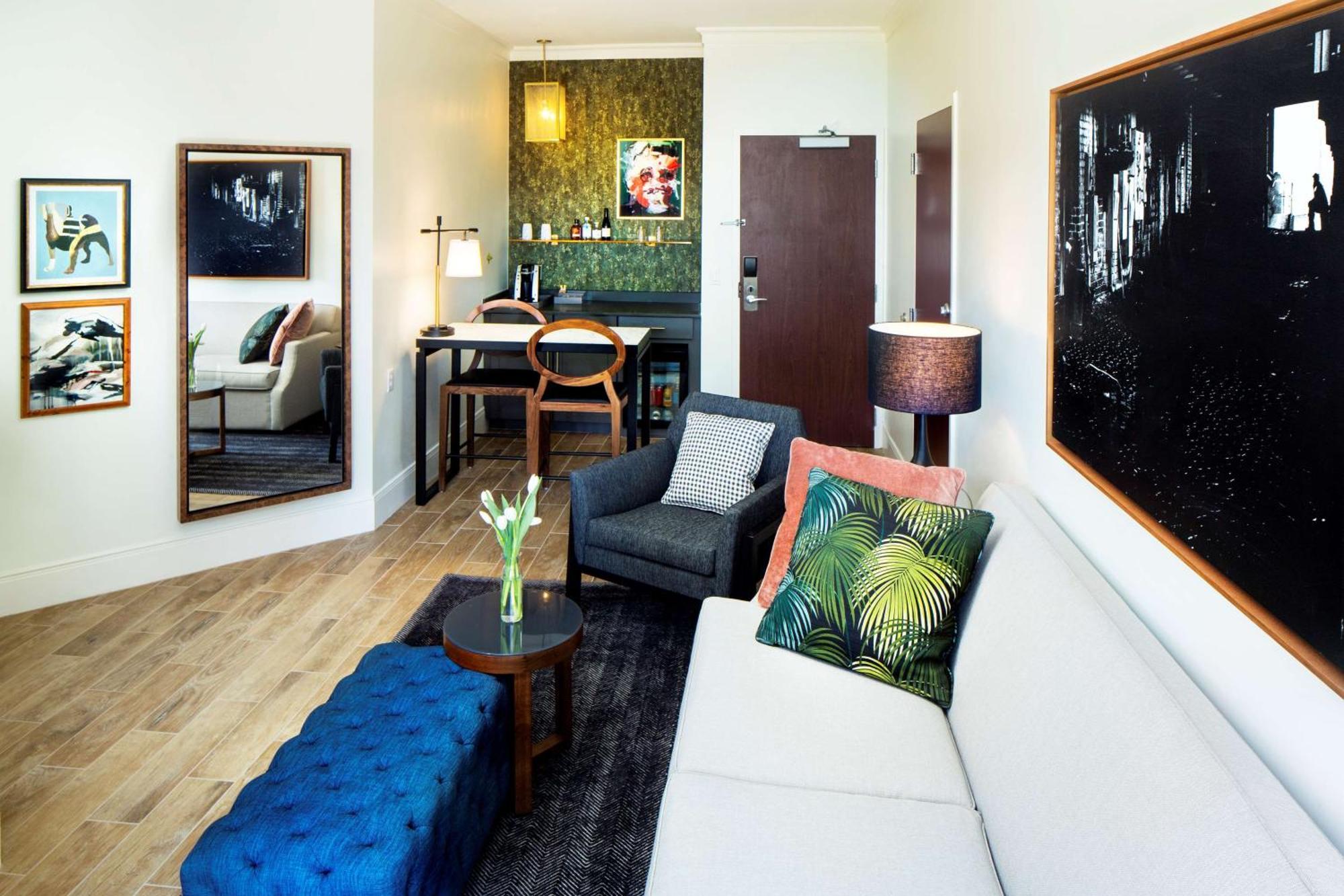 Andaz Suite,1438312984:JPEG