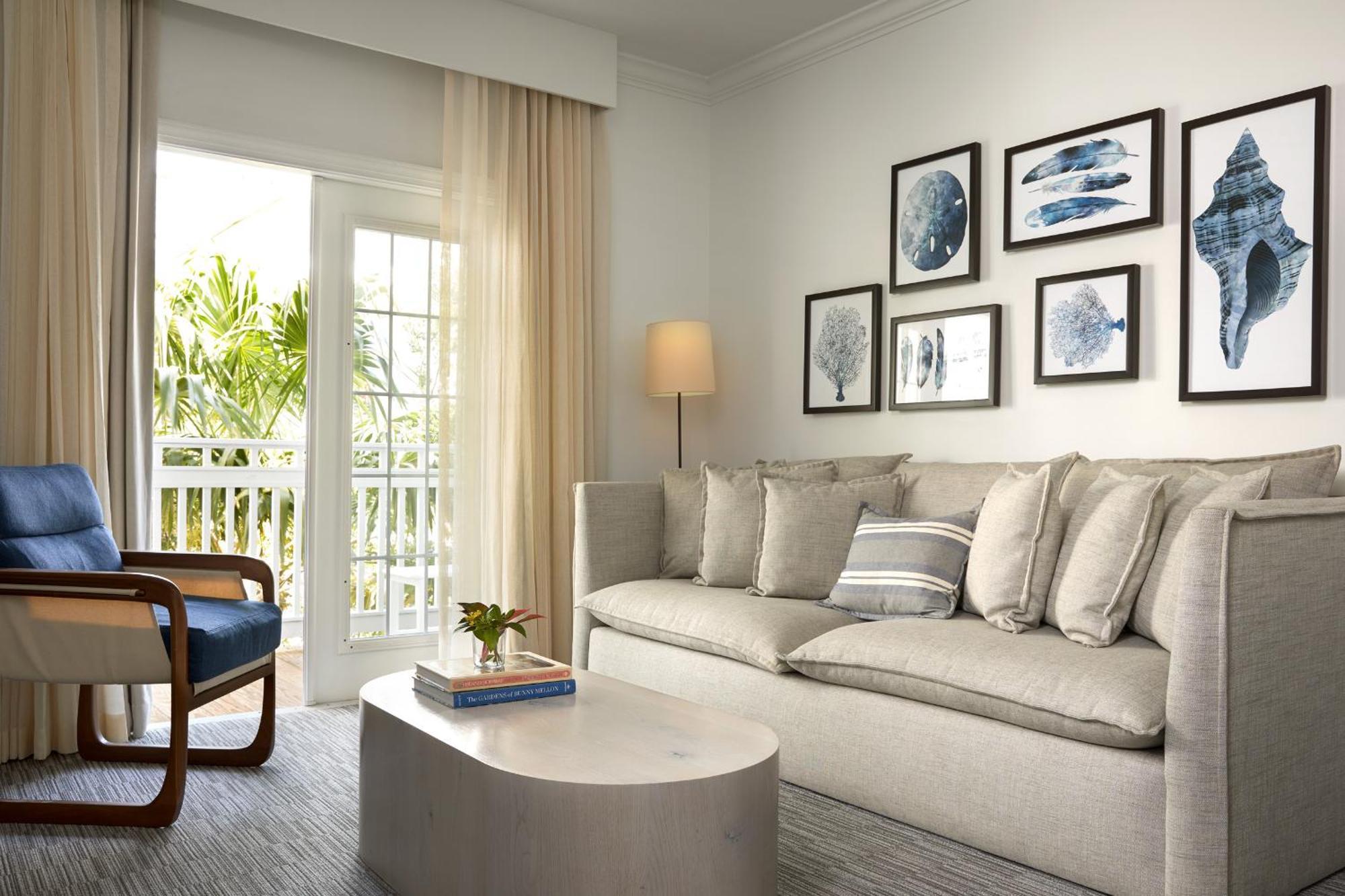 One-Bedroom Queen Suite Garden View Disability Access