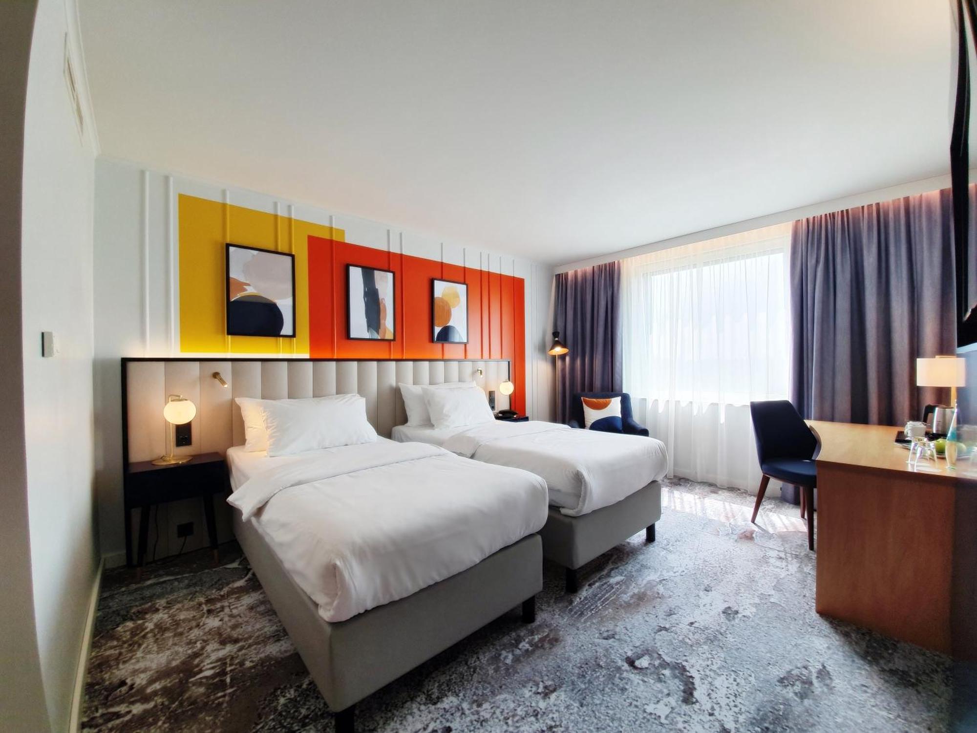 Doppelzimmer mit Blick auf den Innenhof