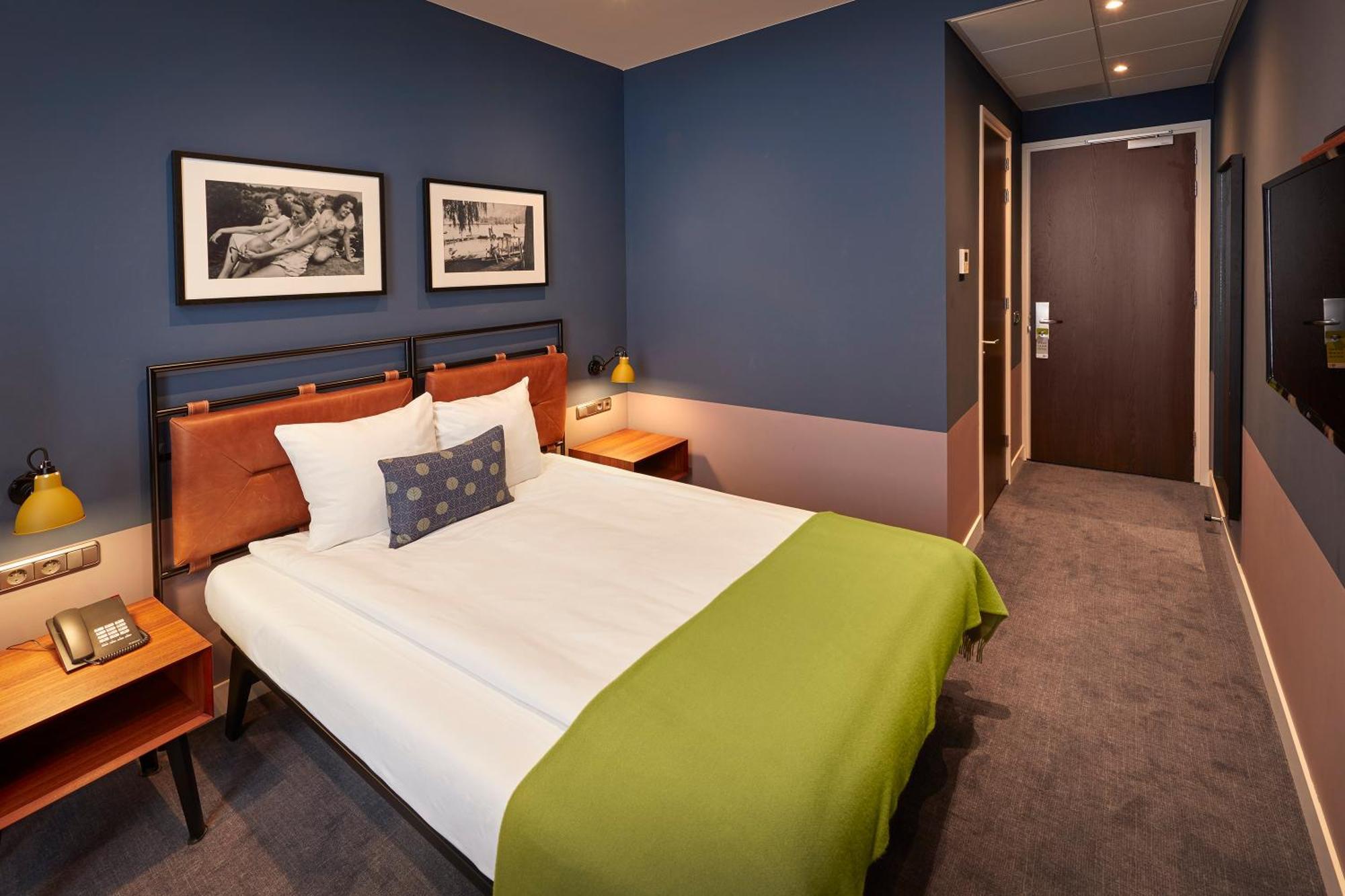 Deluxe Single Room