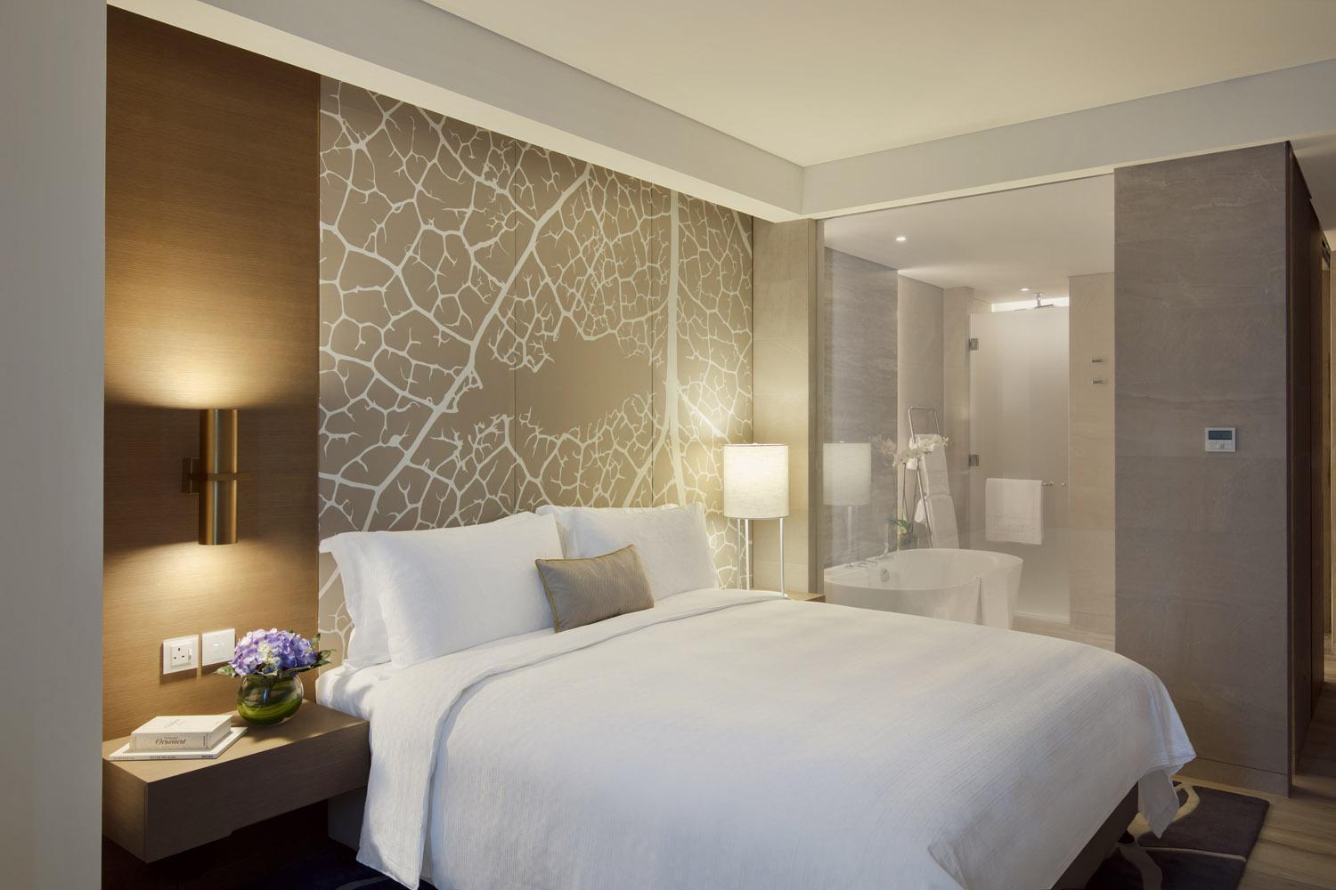 City View Room King Bed F&B