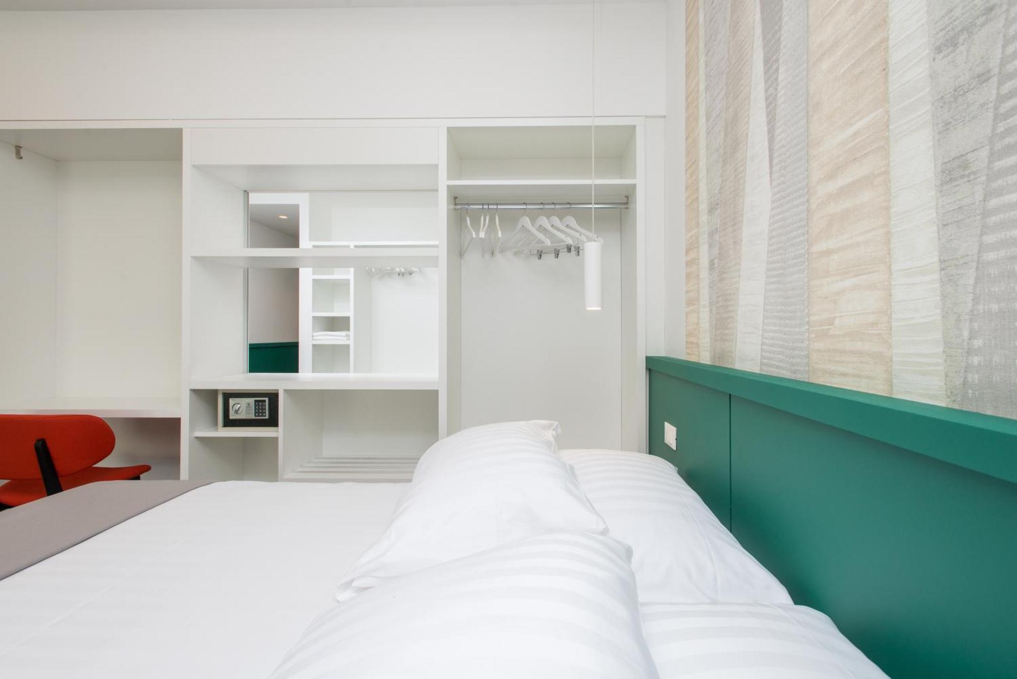 Standard Double or Twin Room an internal view the gallery