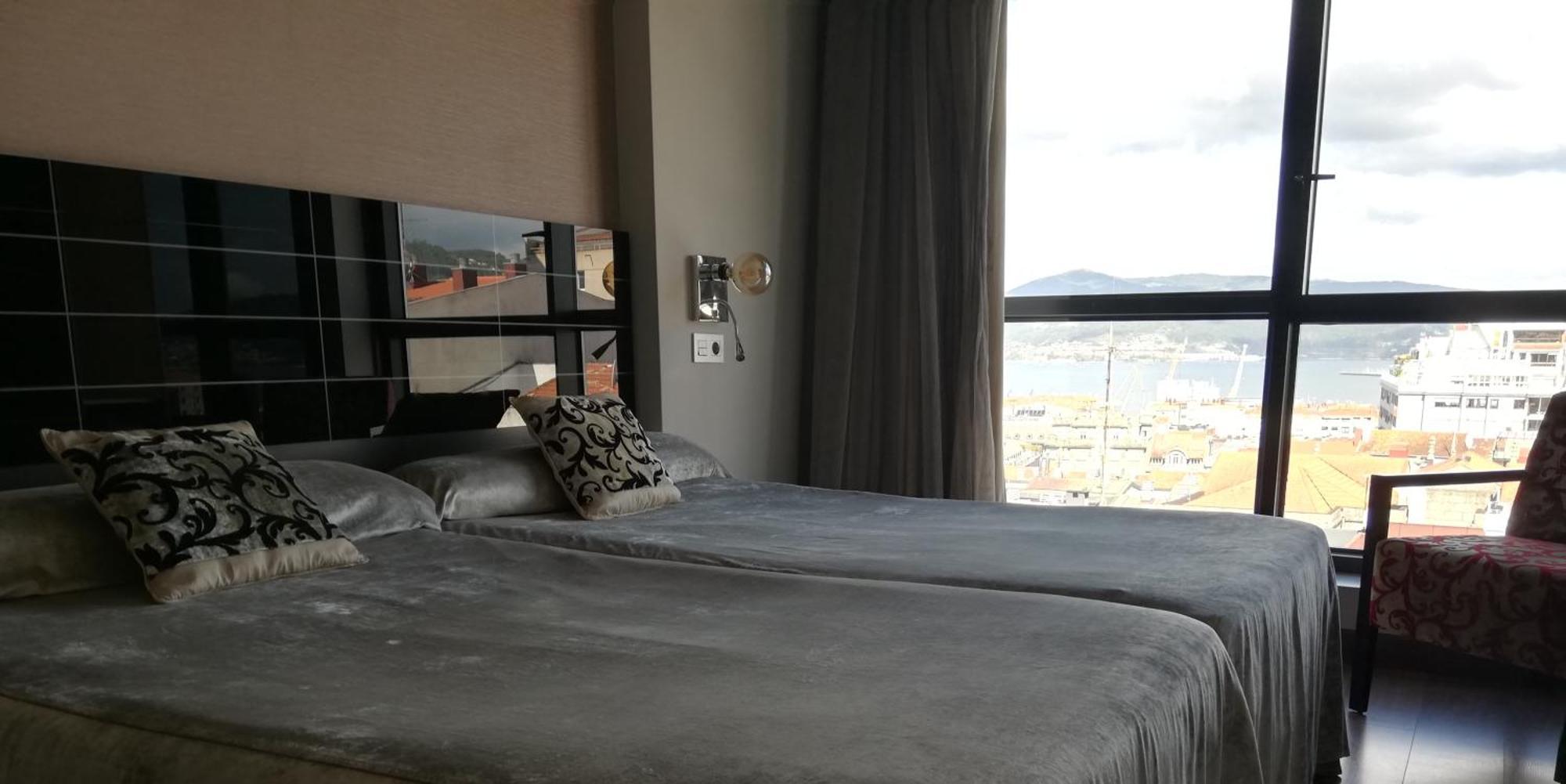 Double or Twin Room Sea View