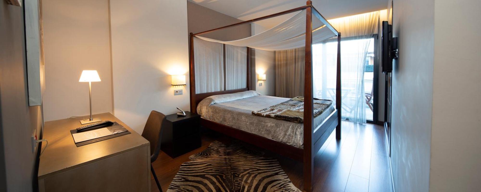 Double or Twin Room Terrace