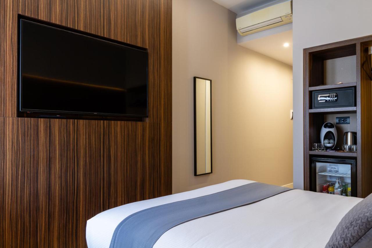 Deluxe Queen Room Two Queen Beds