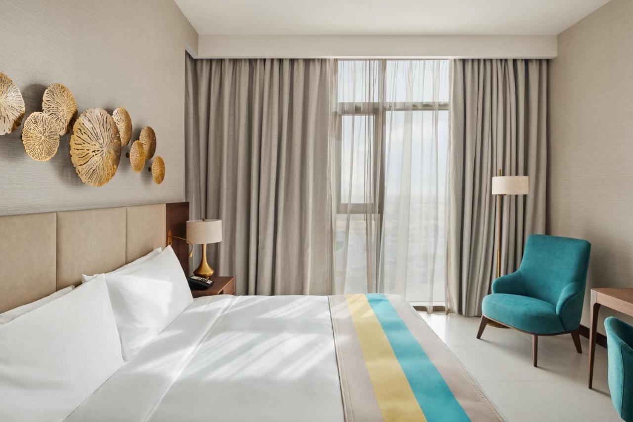 Standard King Room City View