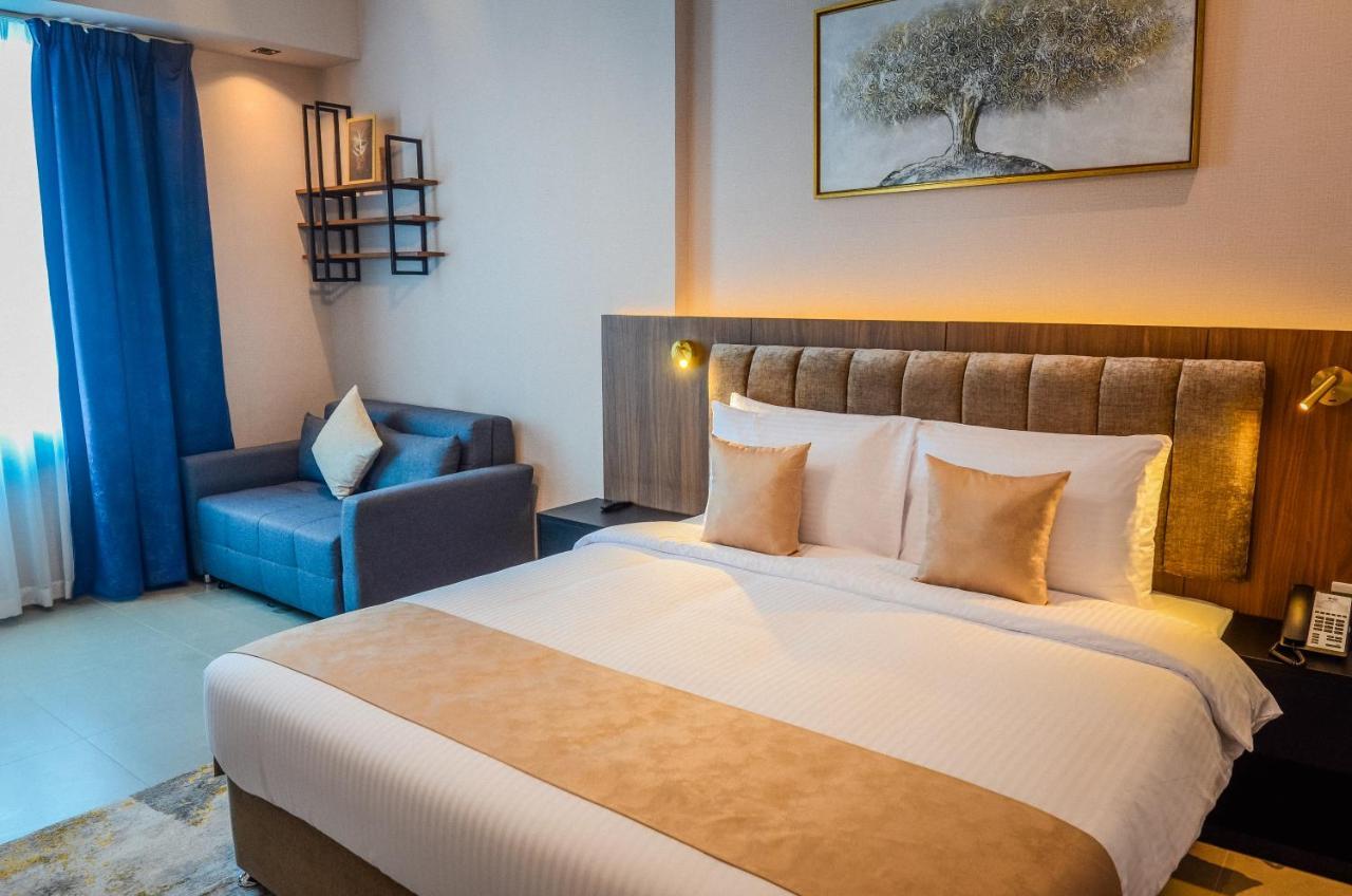 Premium King Room Non-Smoking