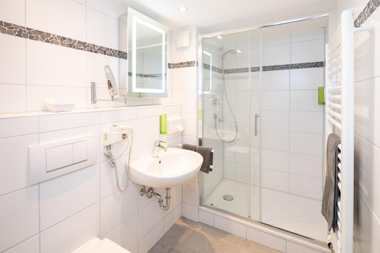 Basic Double Room 12
