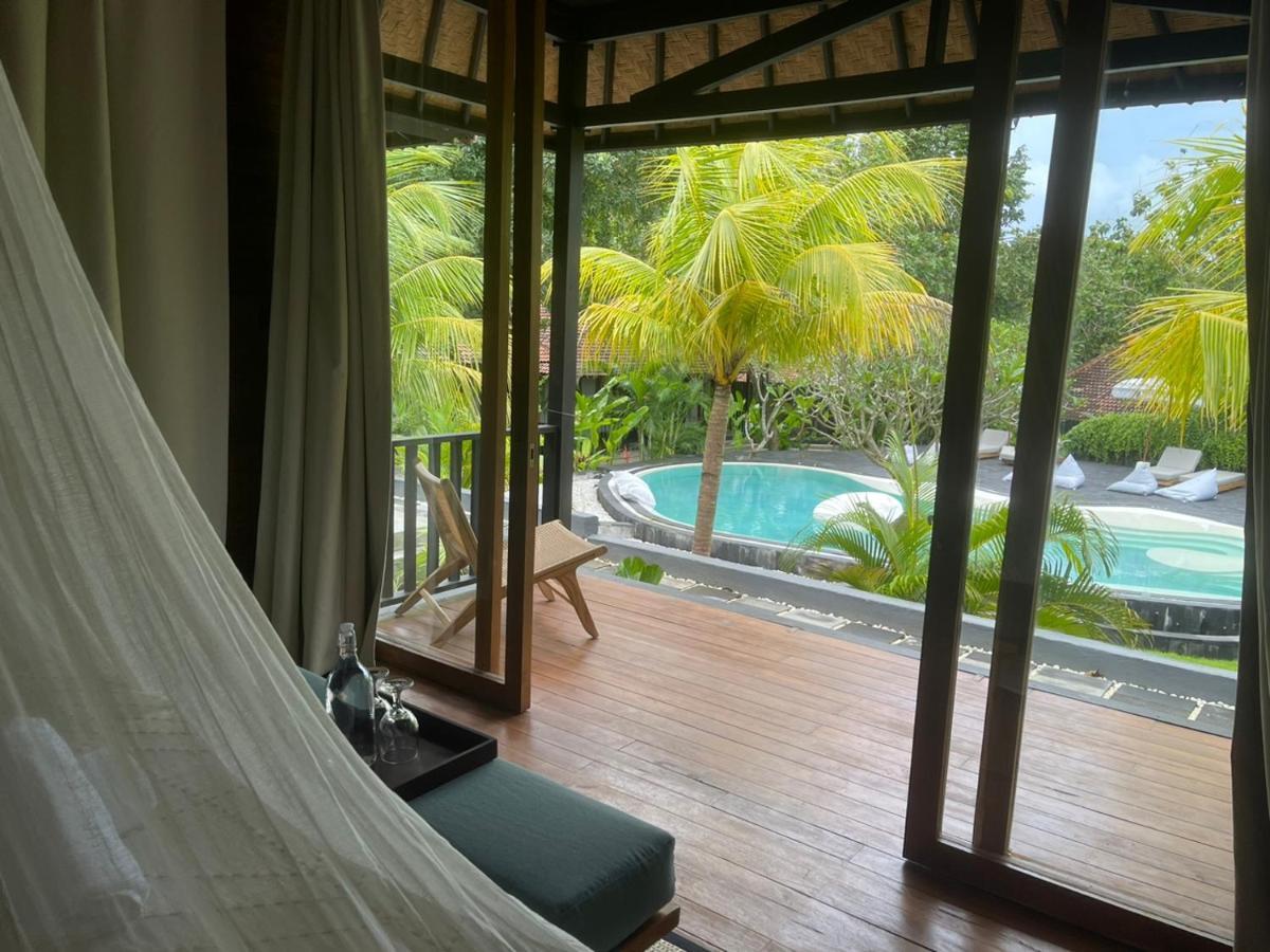 Chambre Double - Vue sur Piscine