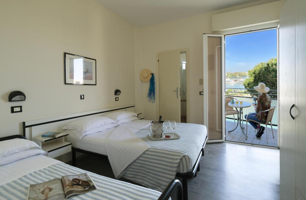 Triple Room Balcony