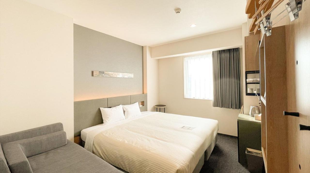 Standard Zimmer mit Kingsize-Bett