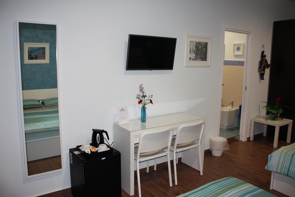 Triple Room Private Bathroom