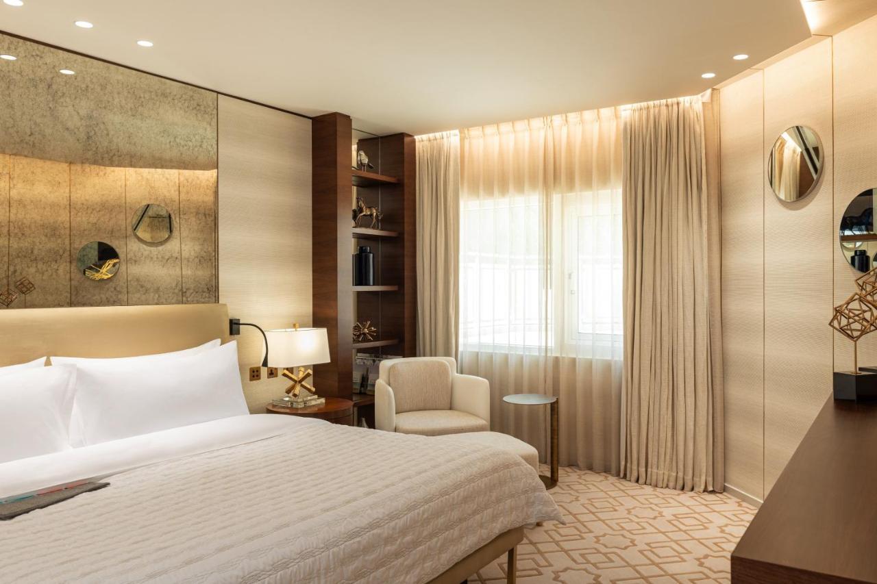 Premium Suite Larger Suite Garden View Executive Lounge Access