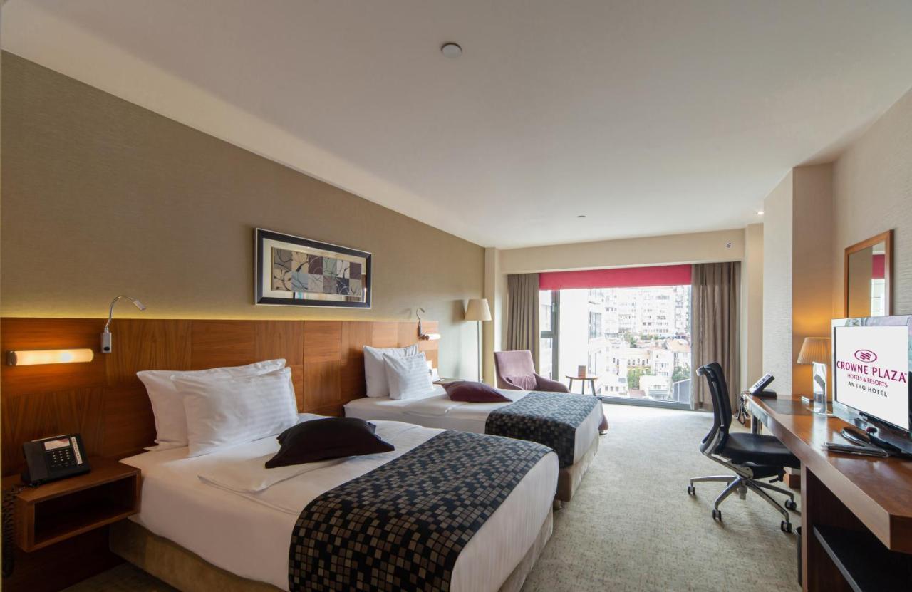Quarto Premium com 2 Camas de Solteiro