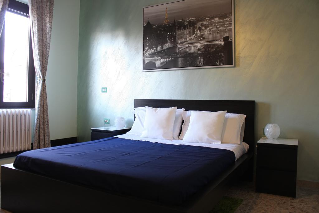 Double Room with Private Bathroom,208327828:JPEG
