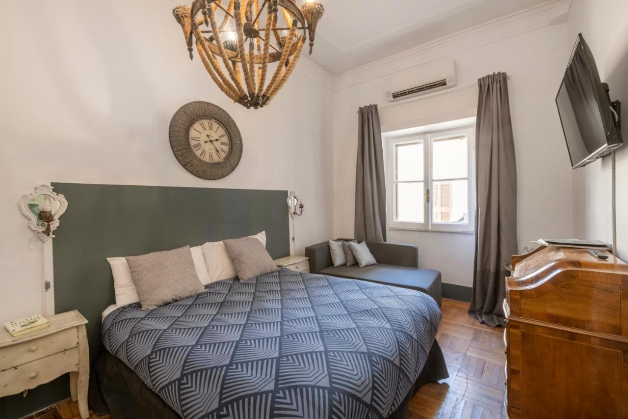 Comfort Triple Room