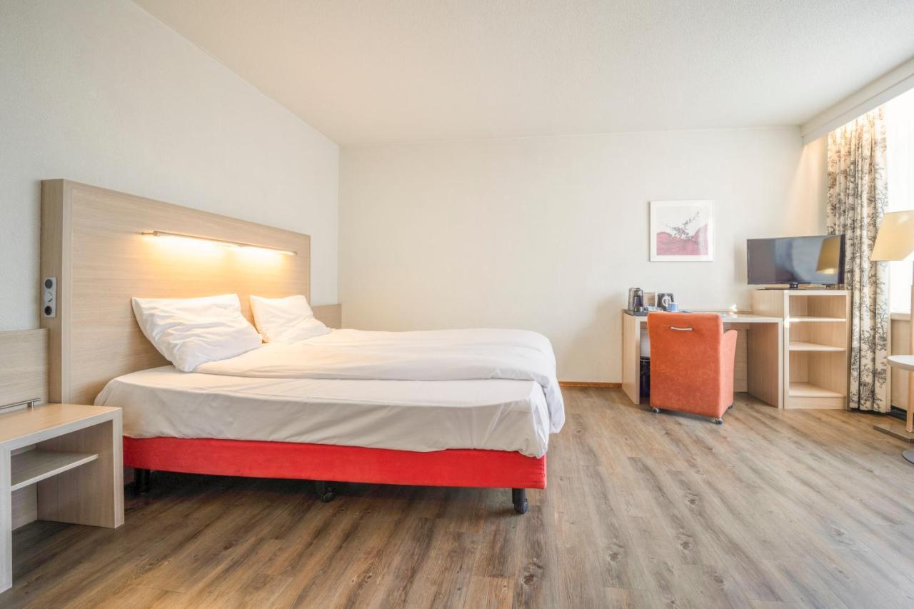 Standard Double or Twin Room Balcony