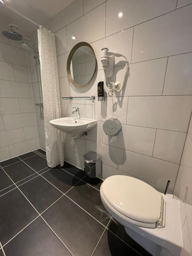 Chambre Familiale avec Salle de Bains Privative