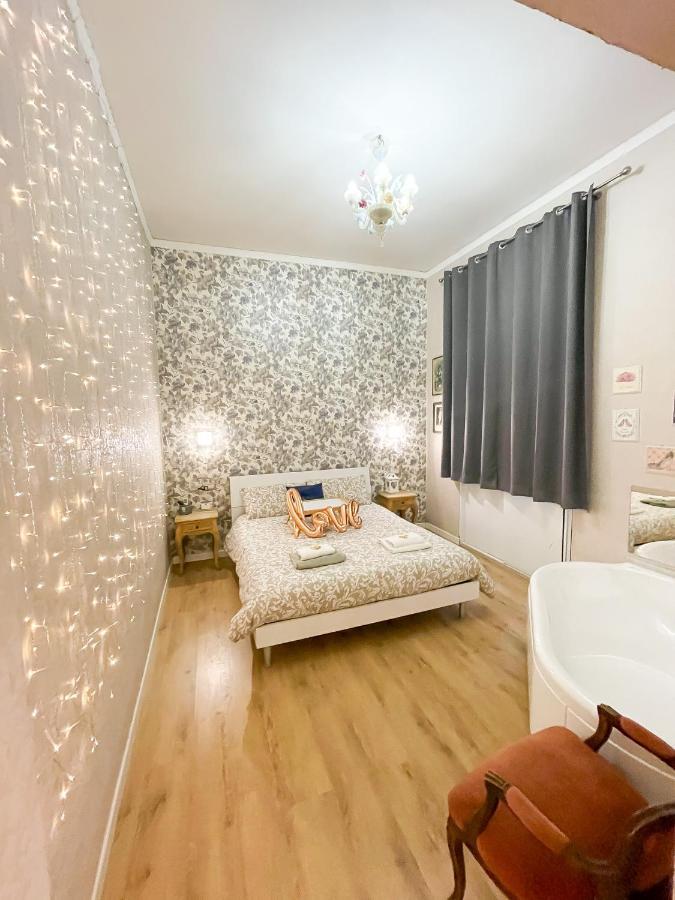 Queen Room Spa Bath