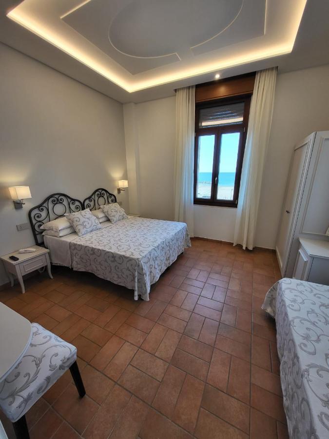 Triple Room Sea View,1498983112:JPEG
