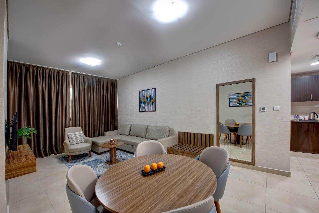 Standard One Bedroom Apartment on F&B