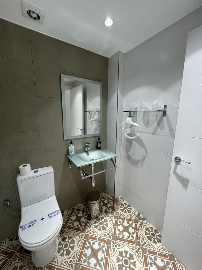 Triple Room Private Bathroom