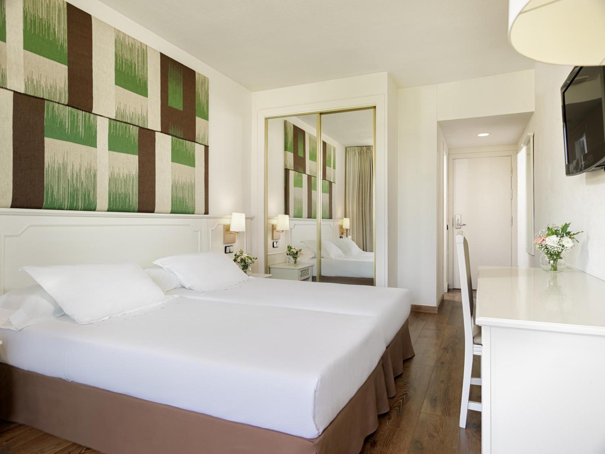 Double Room Extra Bed up to 10 years old