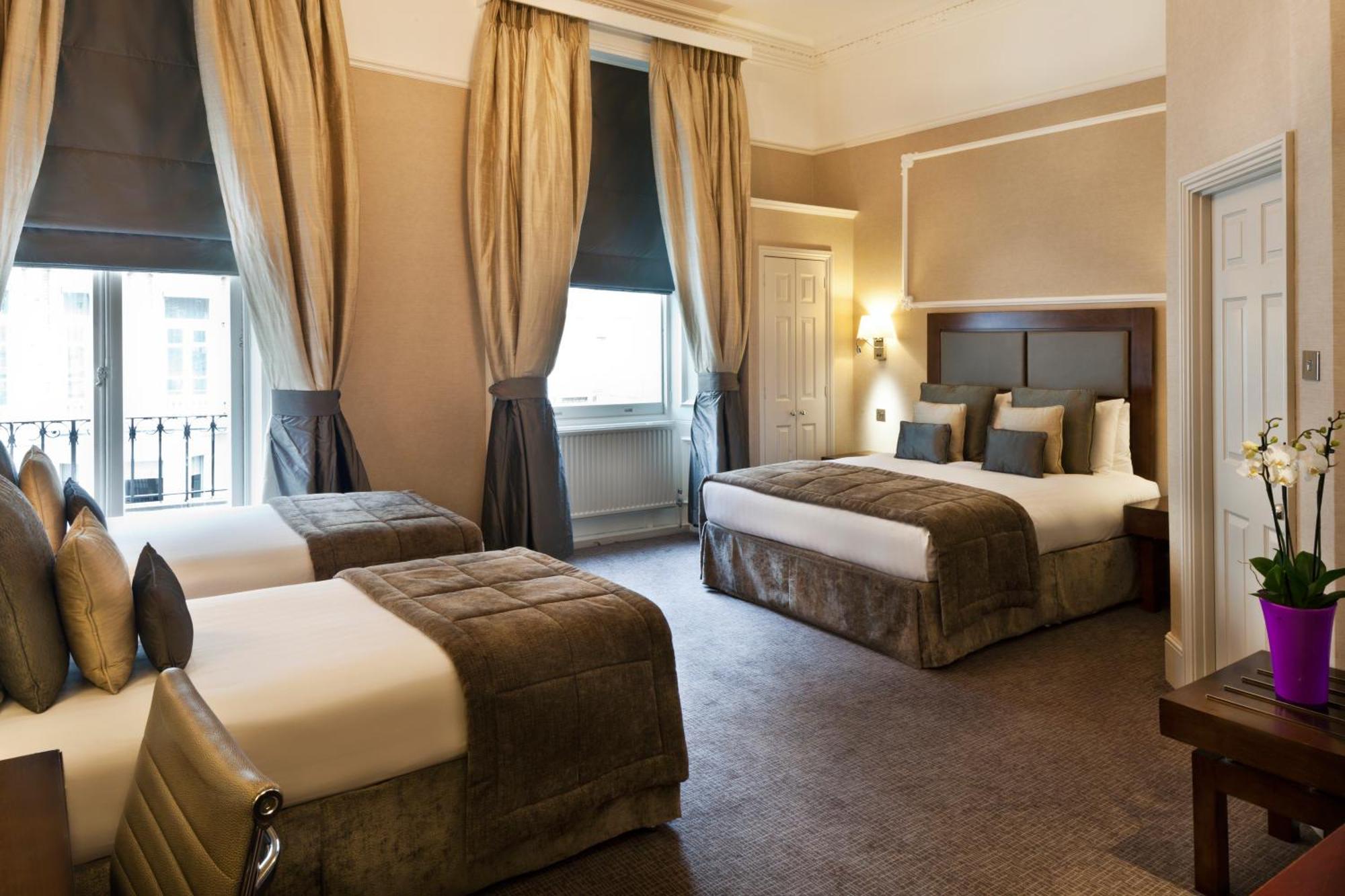 Comfort Triple Room